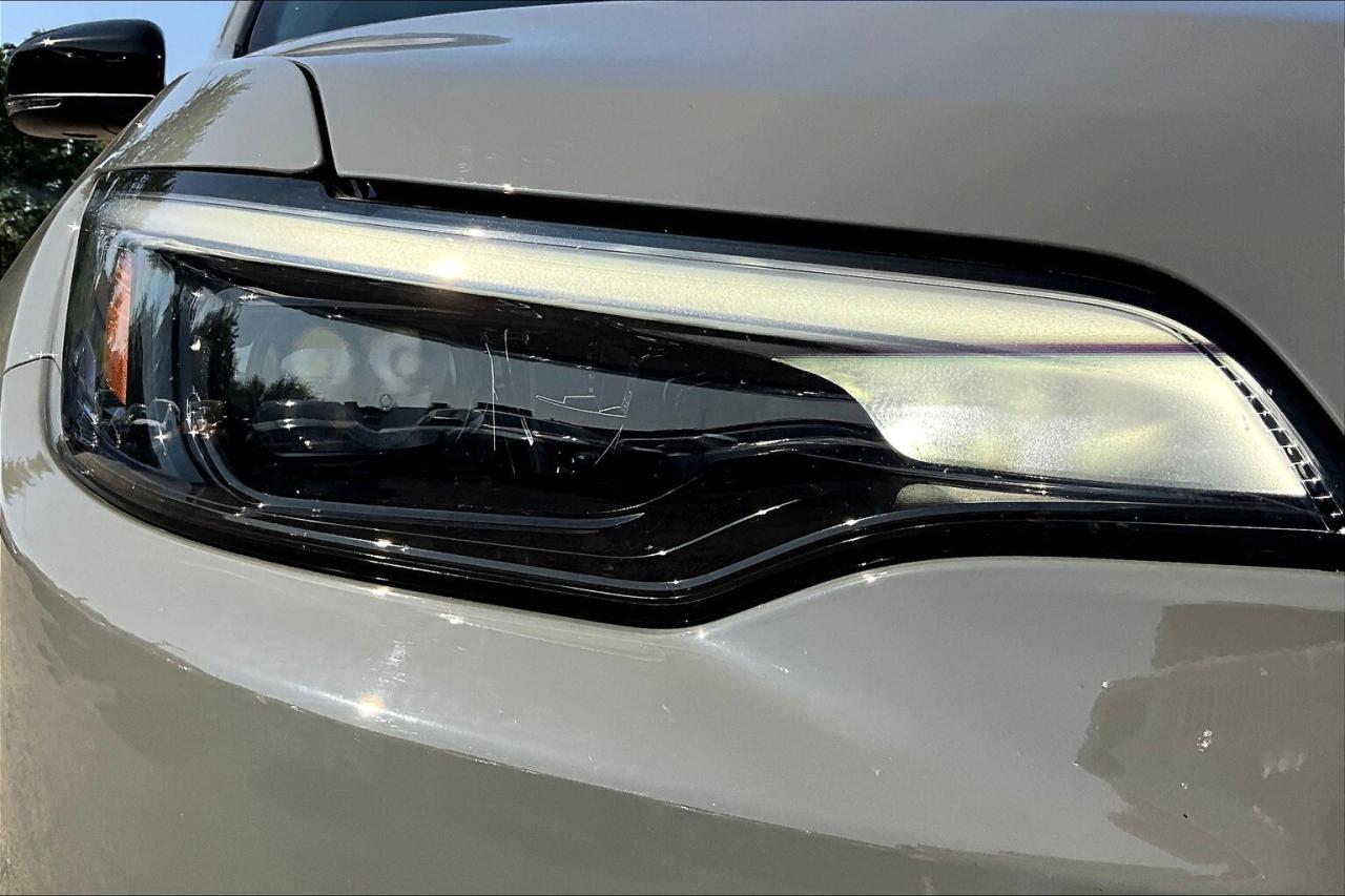 2022 Jeep Cherokee Limited Elite | Panoroof | Alpine | Tow Pkg | 4X4 Photo