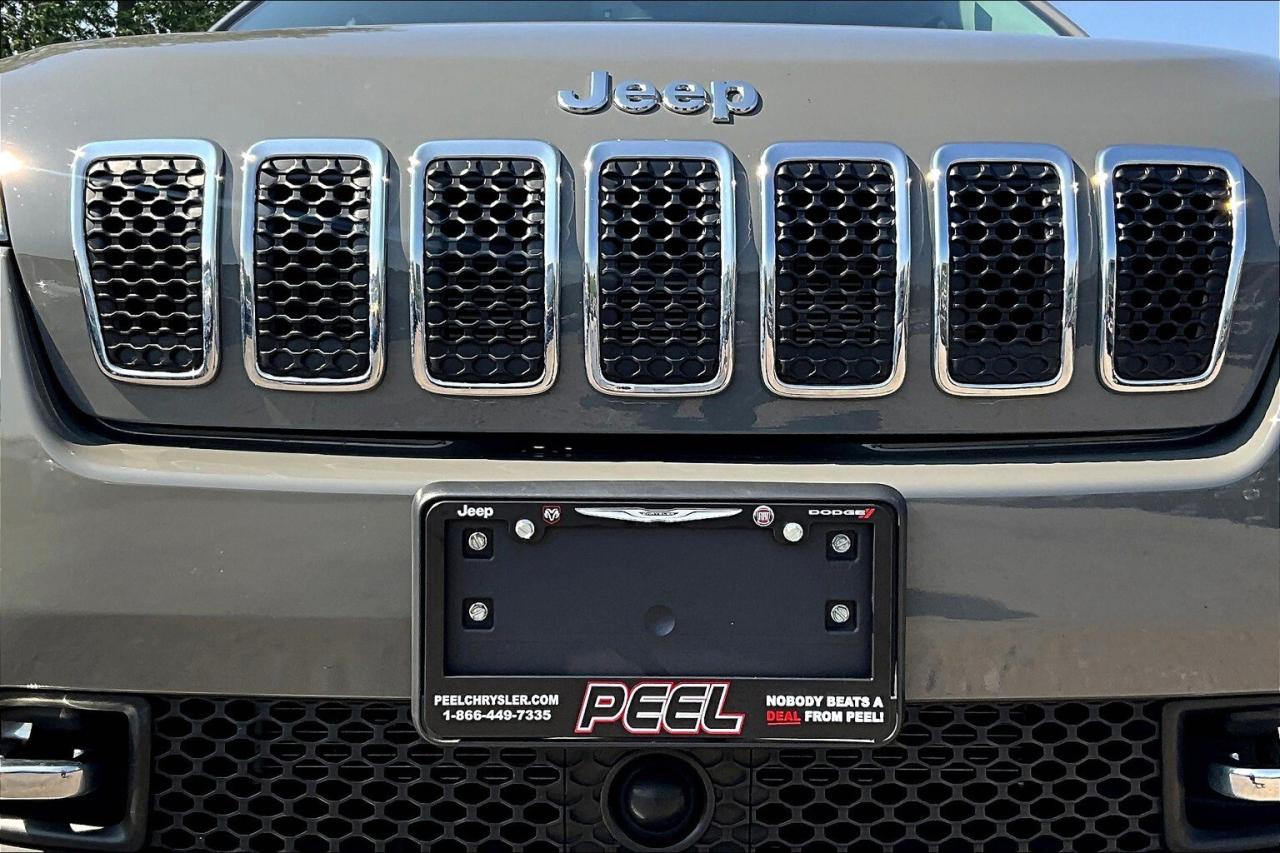 2022 Jeep Cherokee Limited Elite | Panoroof | Alpine | Tow Pkg | 4X4 Photo