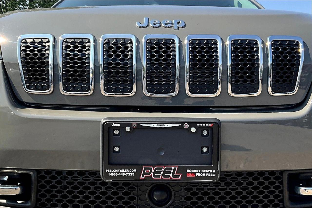 2022 Jeep Cherokee Limited Elite | Panoroof | Alpine | Tow Pkg | 4X4 Photo