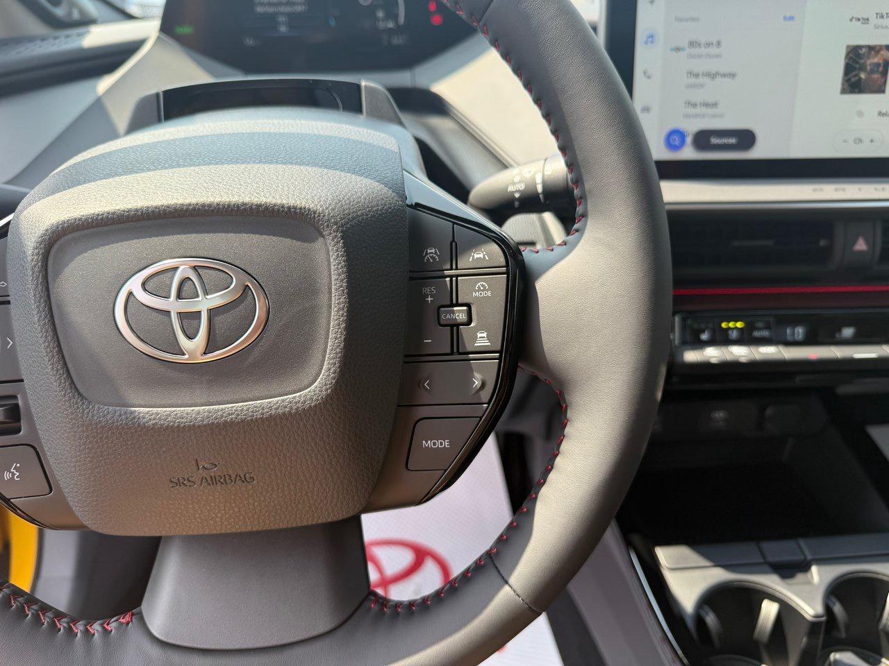 2025 Toyota Prius Plug-In Hybrid XSE Premium Photo