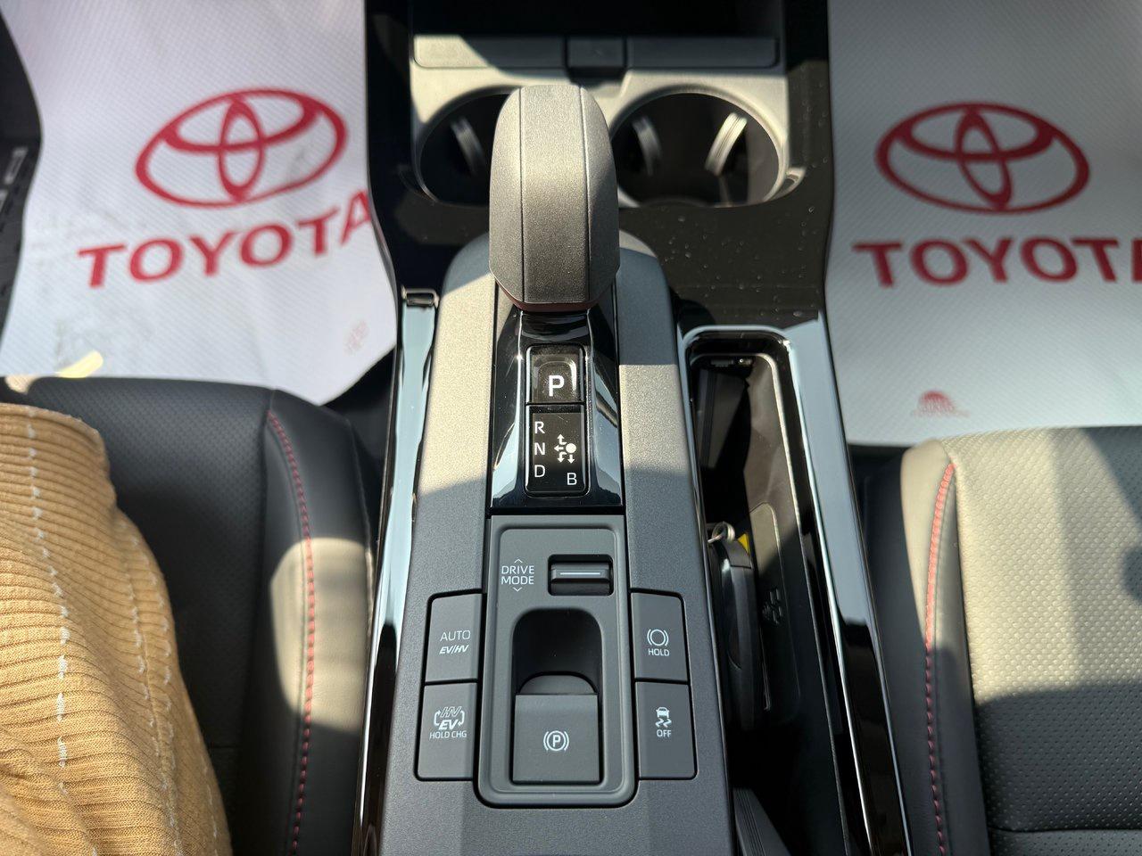 2025 Toyota Prius Plug-In Hybrid XSE Premium Photo