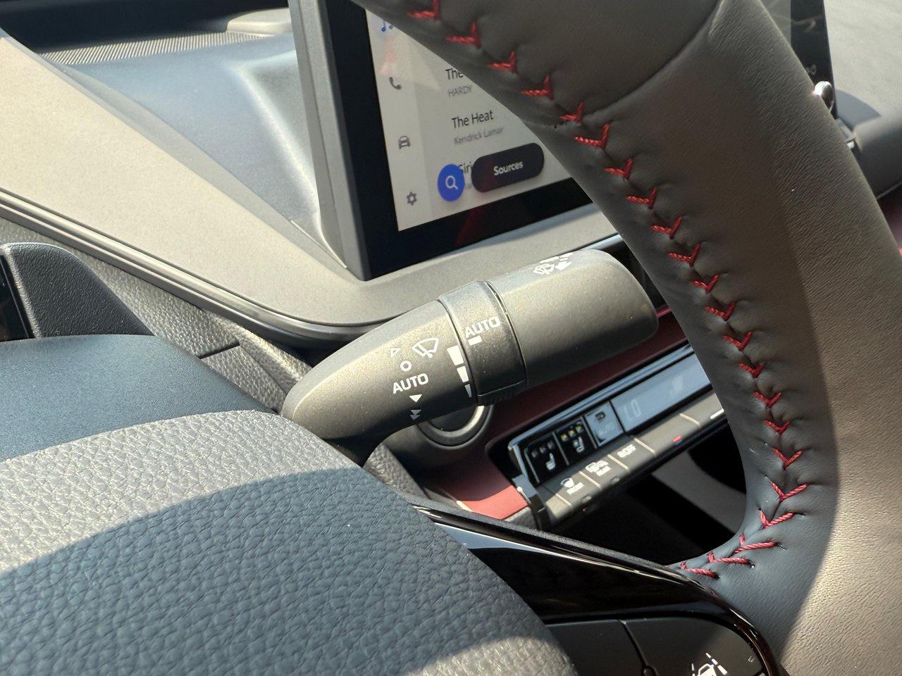 2025 Toyota Prius Plug-In Hybrid XSE Premium Photo