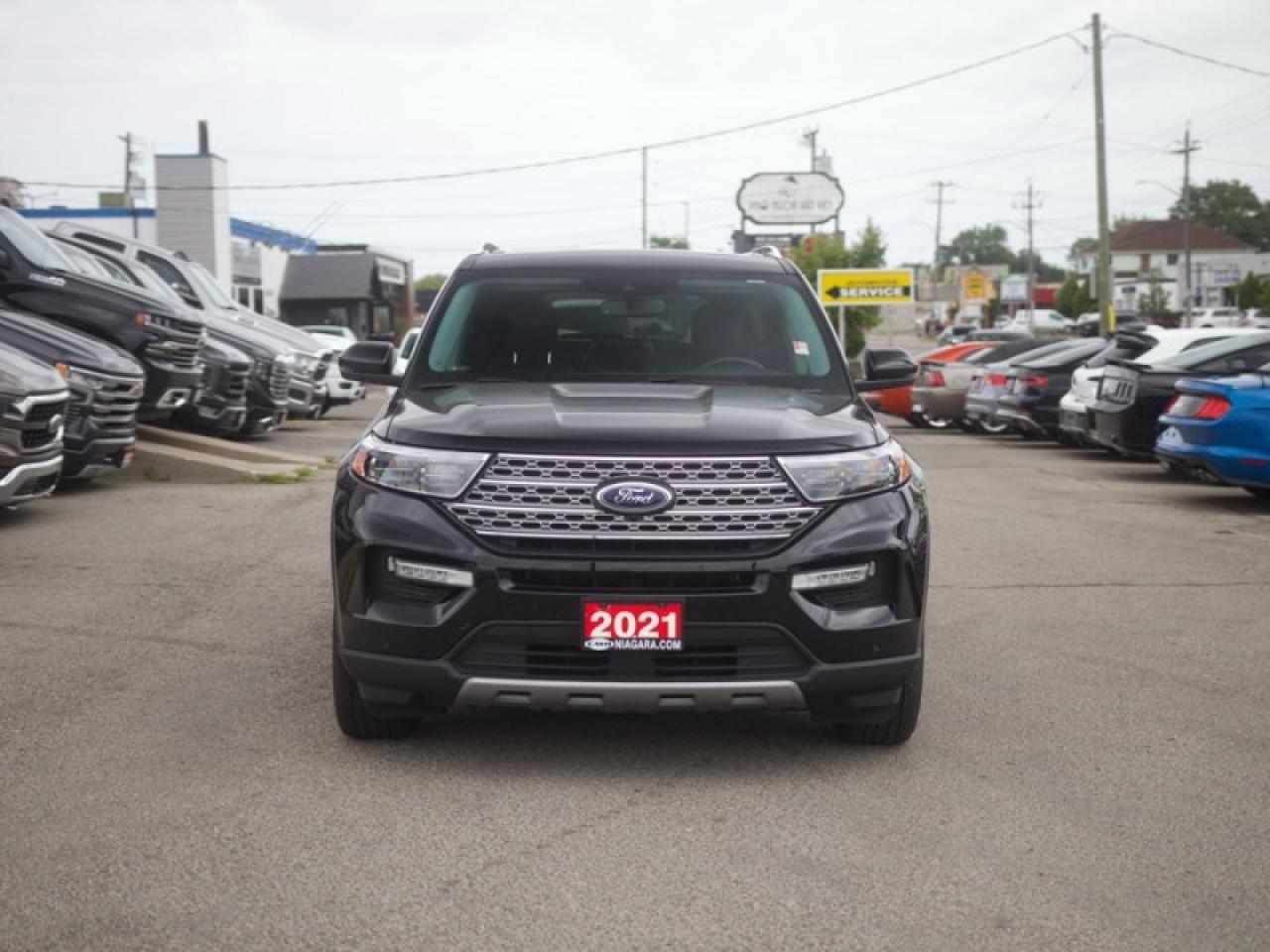 2021 Ford Explorer Limited  **TWIN ROOF - TOW PKG** Photo