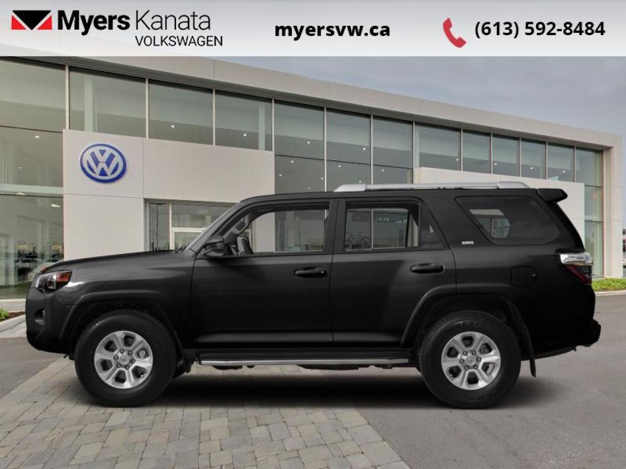 Used 2017 Toyota 4Runner SR5  - Navigation -  Bluetooth for sale in Kanata, ON