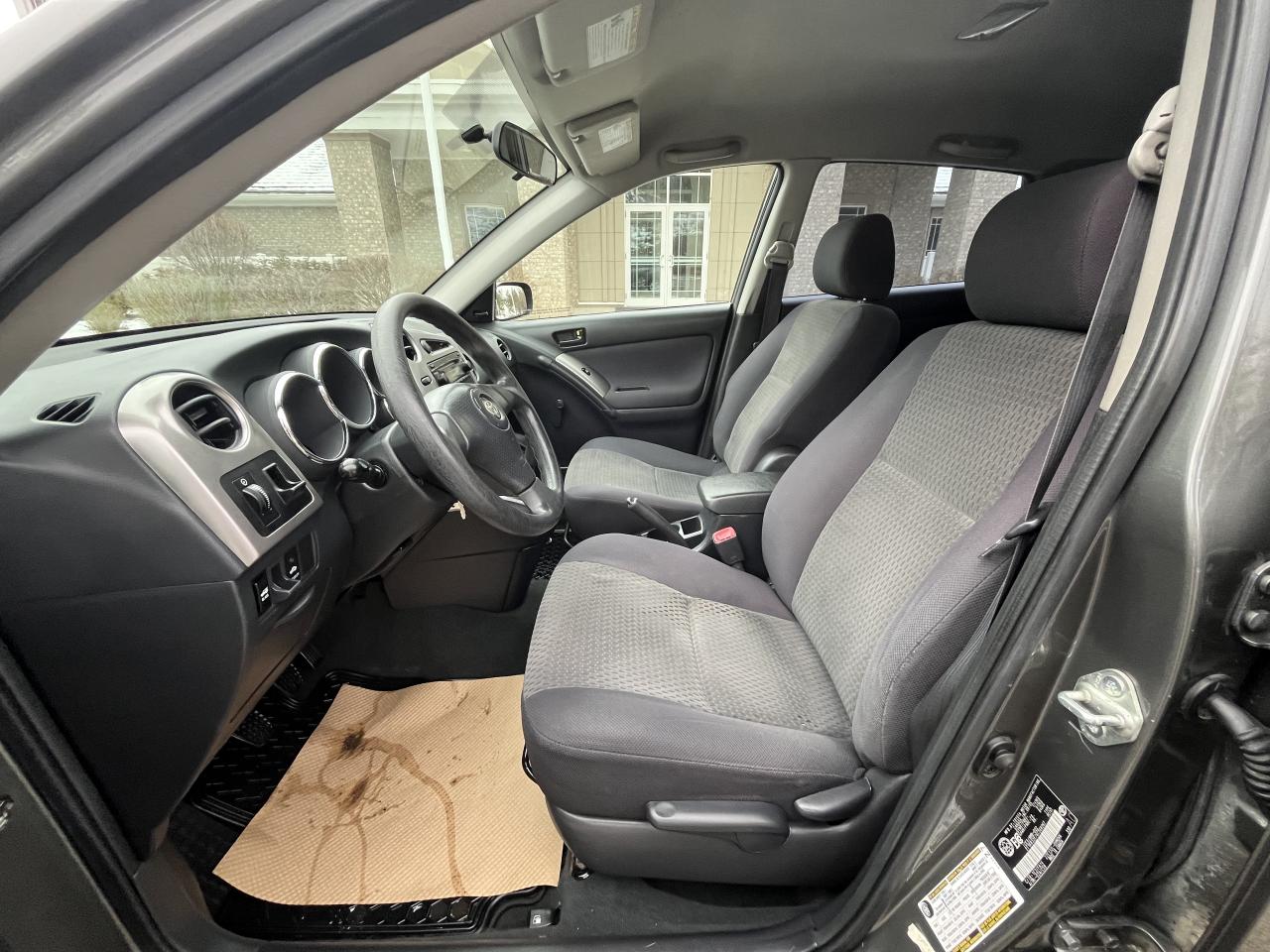 2006 Toyota Matrix XR 2WD - Photo #8