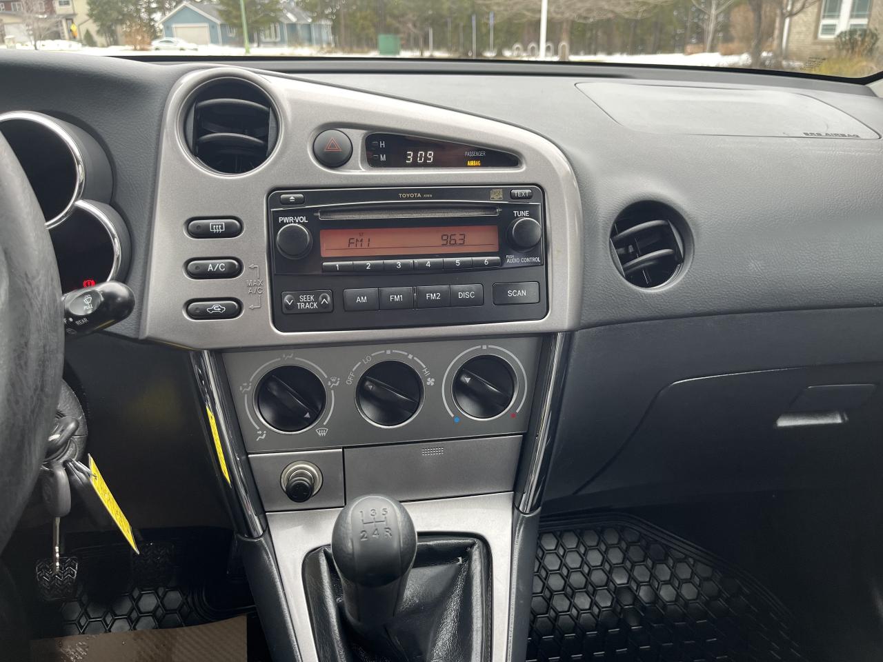 2006 Toyota Matrix XR 2WD - Photo #11