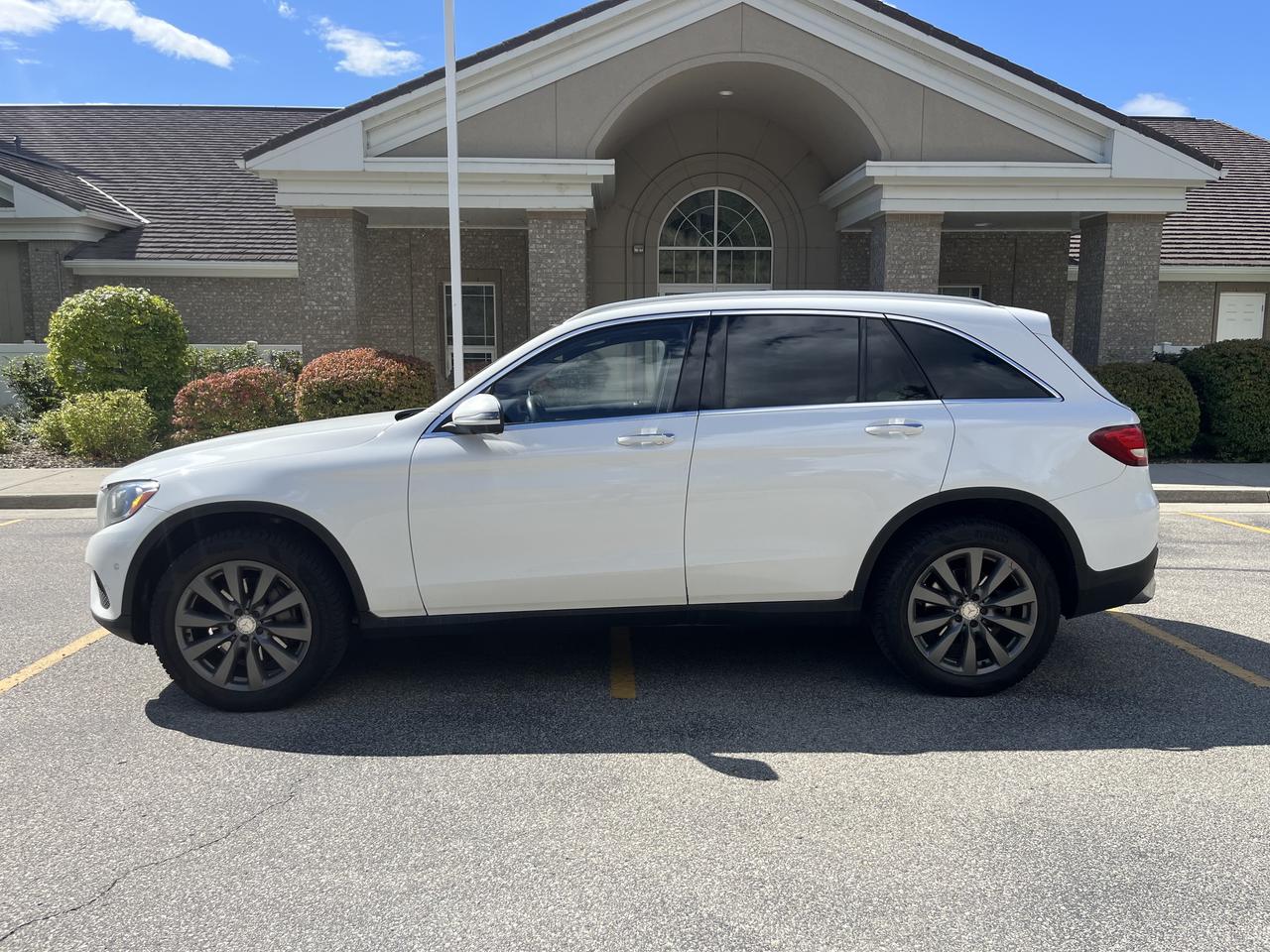 2016 Mercedes-Benz GLC-Class