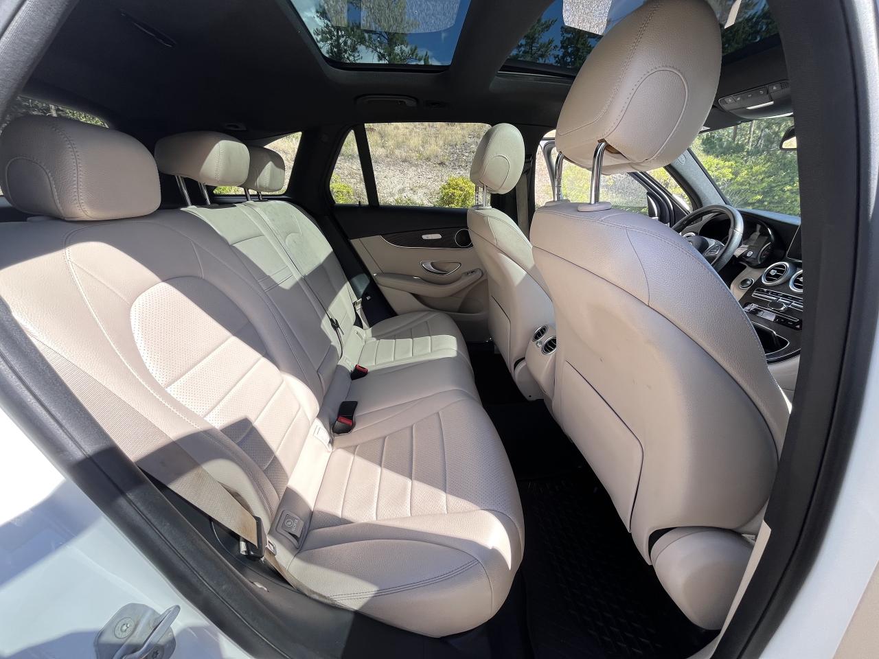 2016 Mercedes-Benz GLC-Class GLC300 4MATIC - Photo #10