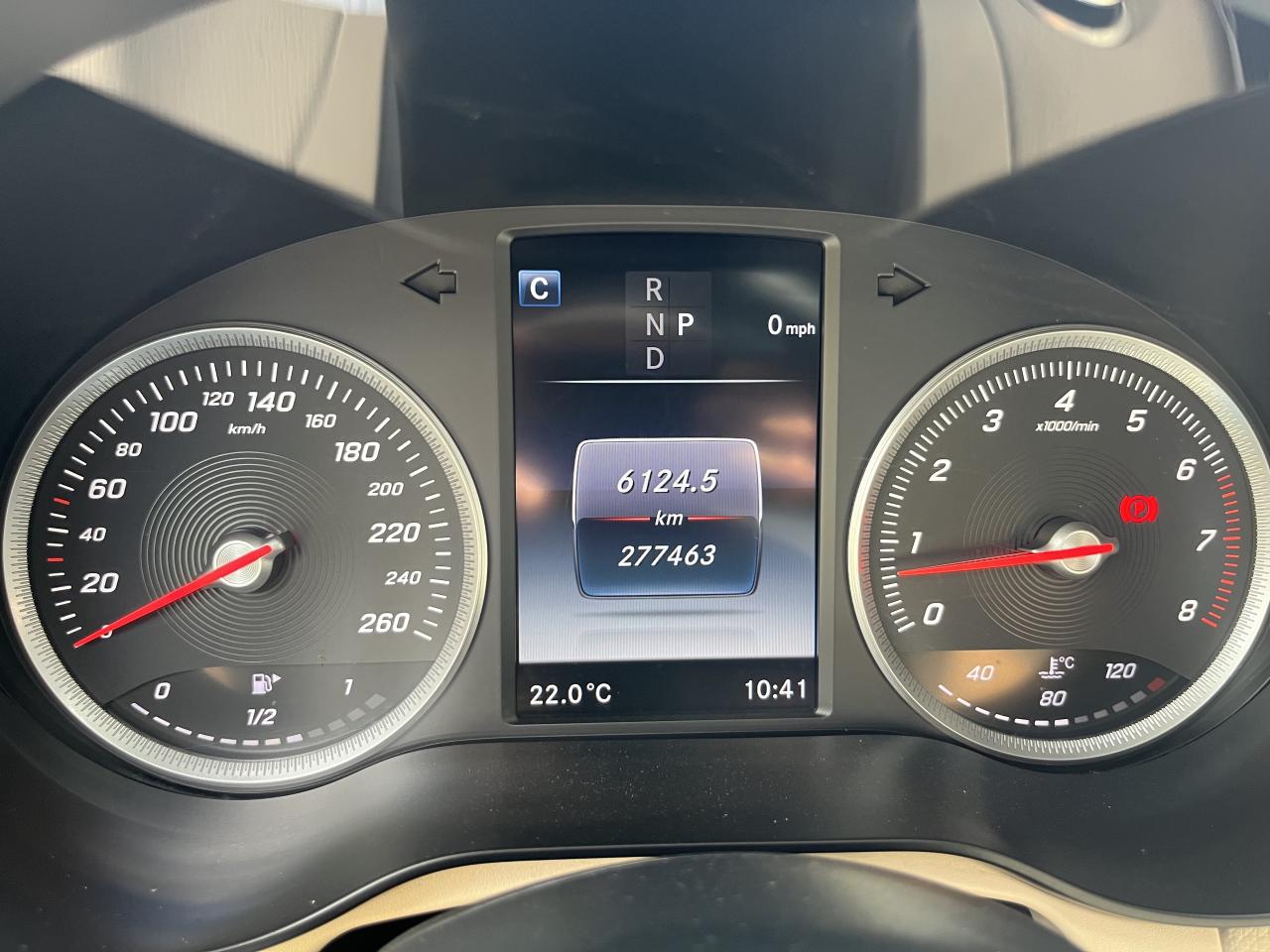 2016 Mercedes-Benz GLC-Class GLC300 4MATIC - Photo #15