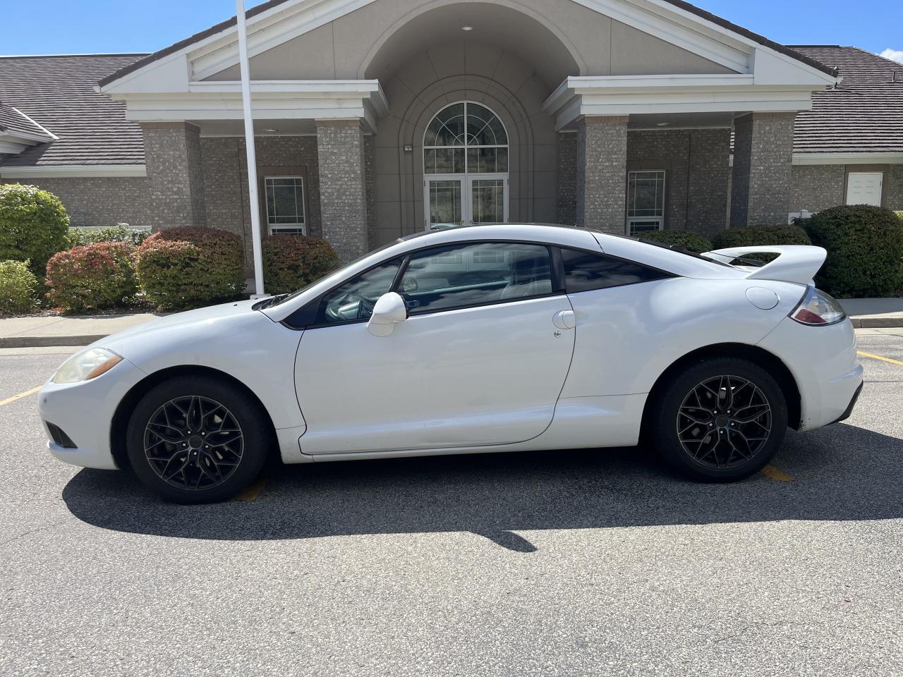 2011 Mitsubishi Eclipse GT - Photo #2