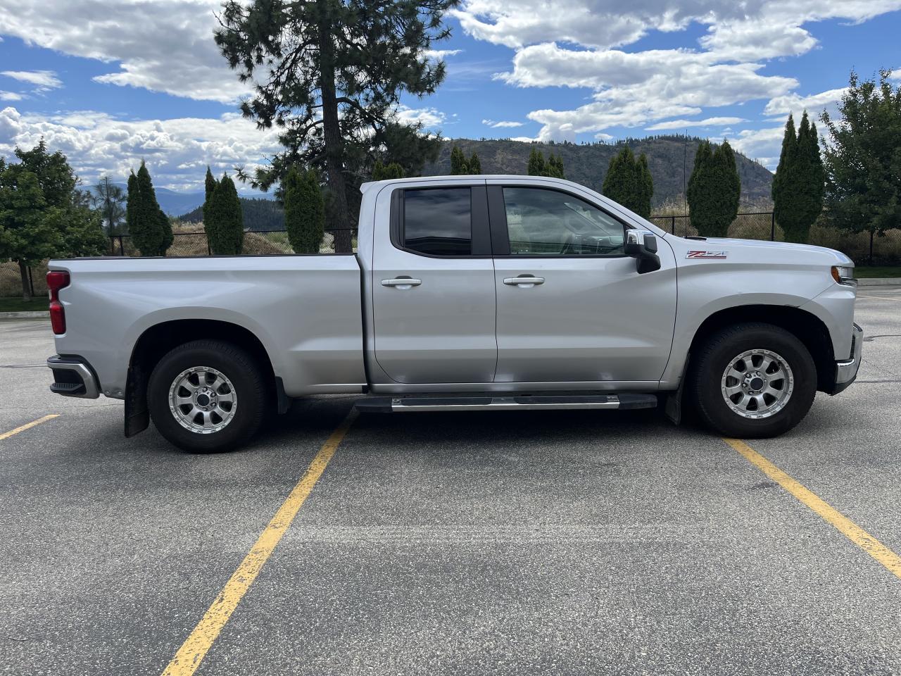 2020 Chevrolet Silverado 1500 LT DOUBLE CAB 4WD - Photo #6