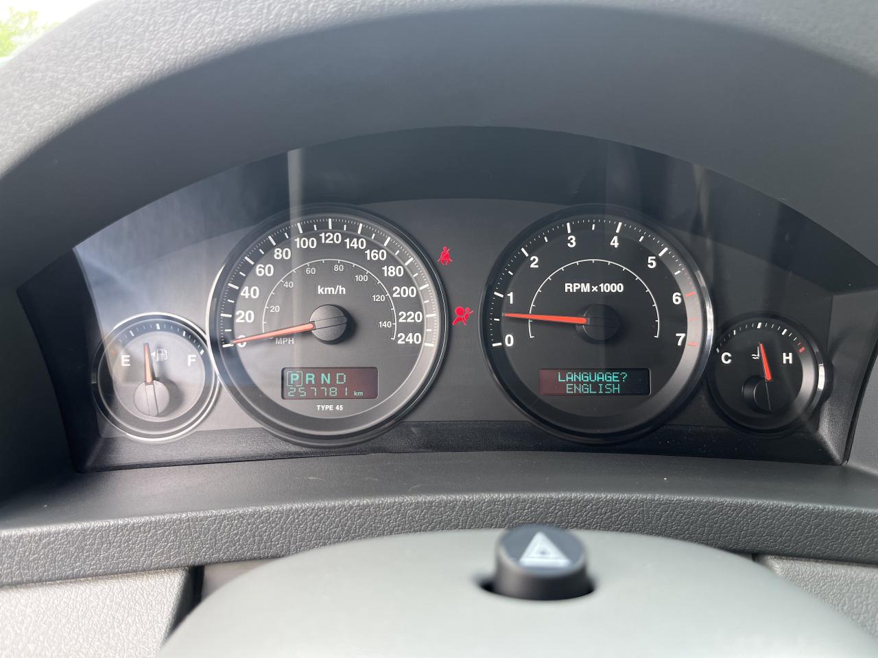 2005 Jeep Grand Cherokee LAREDO 4WD - Photo #16