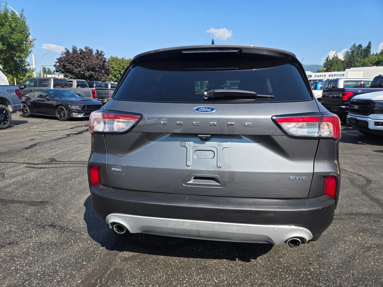 2021 Ford Escape SE Photo5