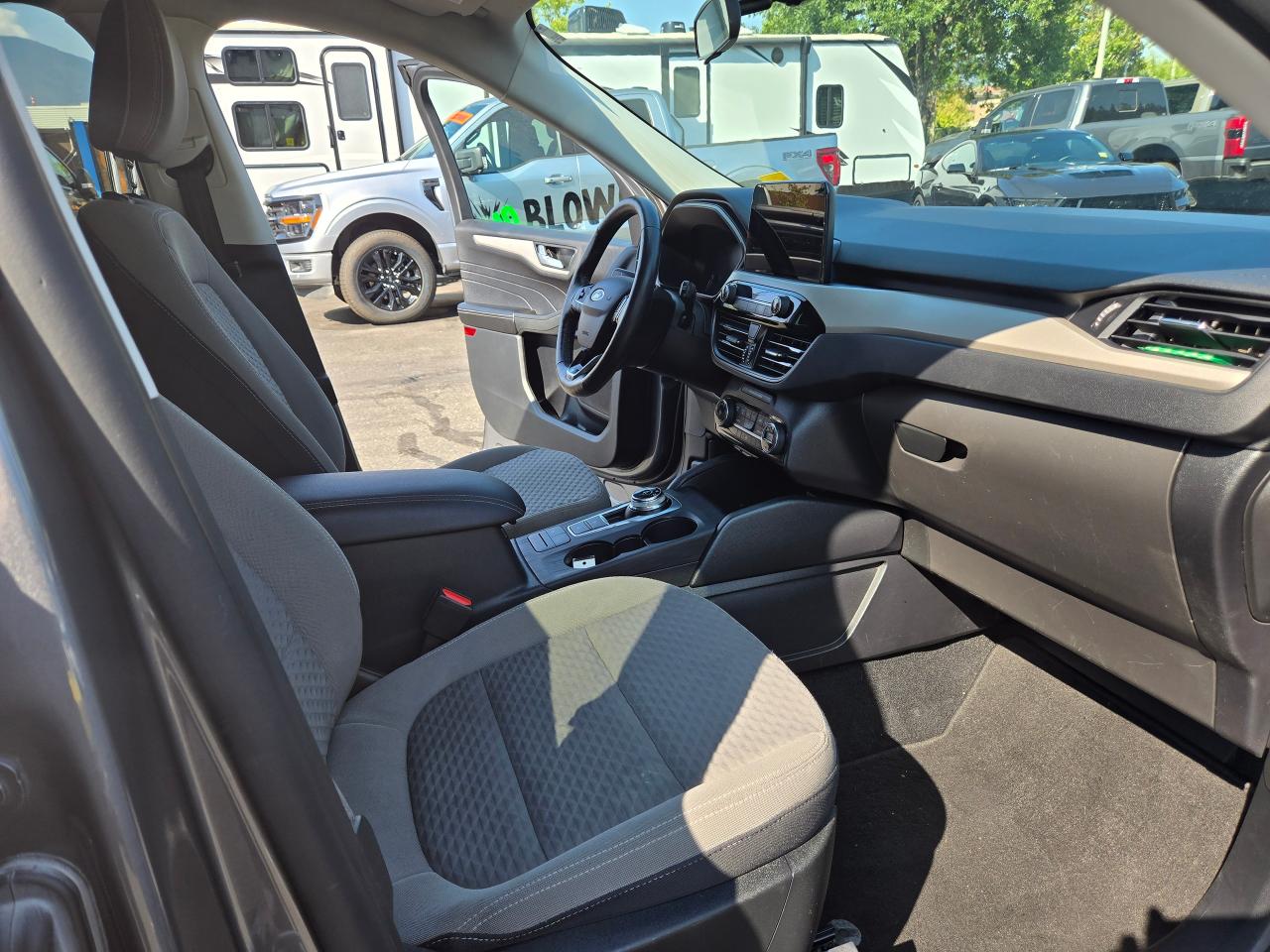 2021 Ford Escape SE Photo5