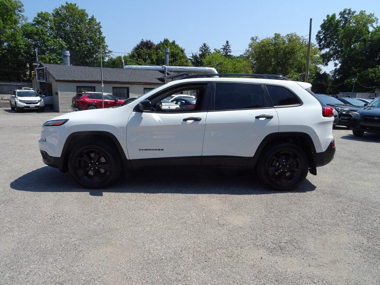 Used 2017 Jeep Cherokee Altitude for sale in Scarborough, ON