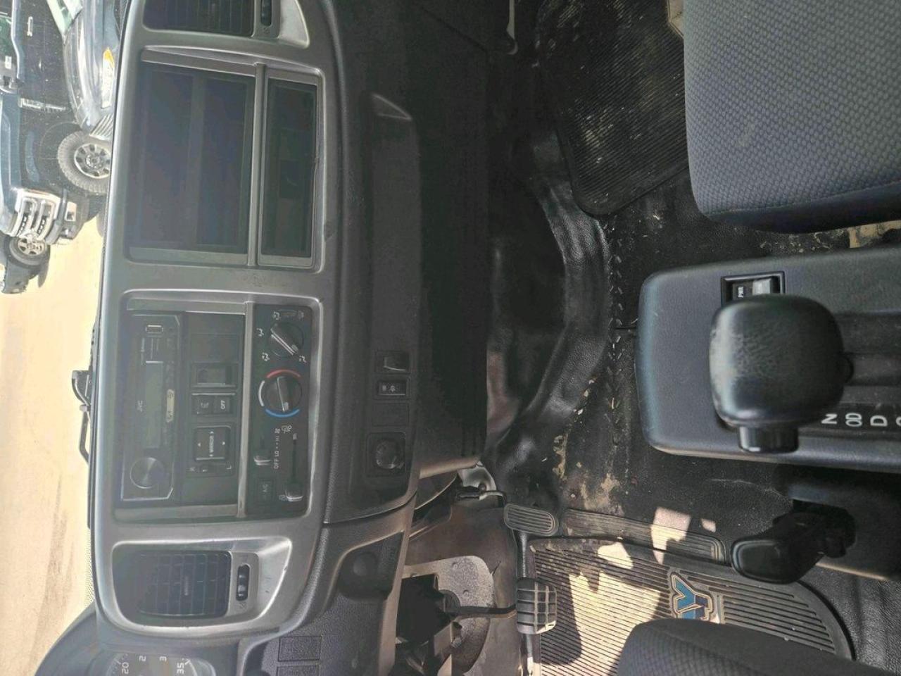 2020 Hino 338 Air Brake Auto Photo5