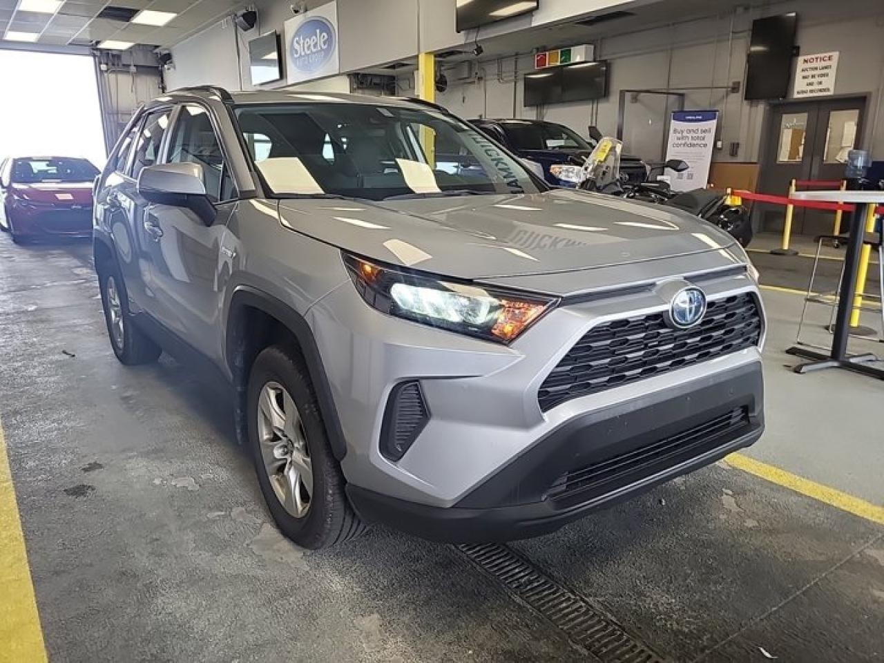 Used 2019 Toyota RAV4 Hybrid LE AWD | Radar Cruise | Heated Seats | Bluetooth | Rear Camera | Alloy Wheels and More ! for sale in Guelph, ON