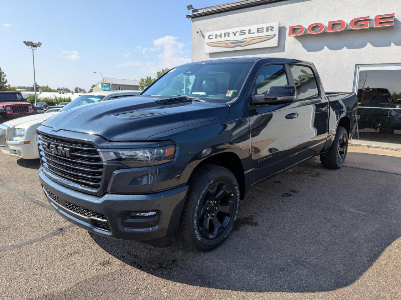 2026 RAM 1500 SPORT 4X4 CREW CAB 5'7" BOX Photo