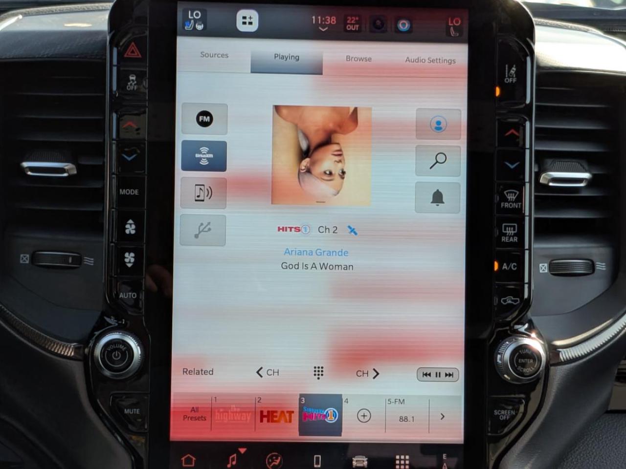 2026 RAM 1500 SPORT 4X4 CREW CAB 5'7" BOX Photo