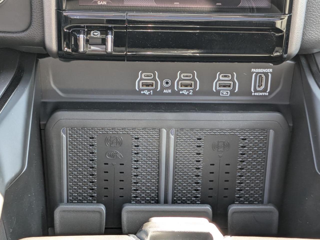 2026 RAM 1500 SPORT 4X4 CREW CAB 5'7" BOX Photo