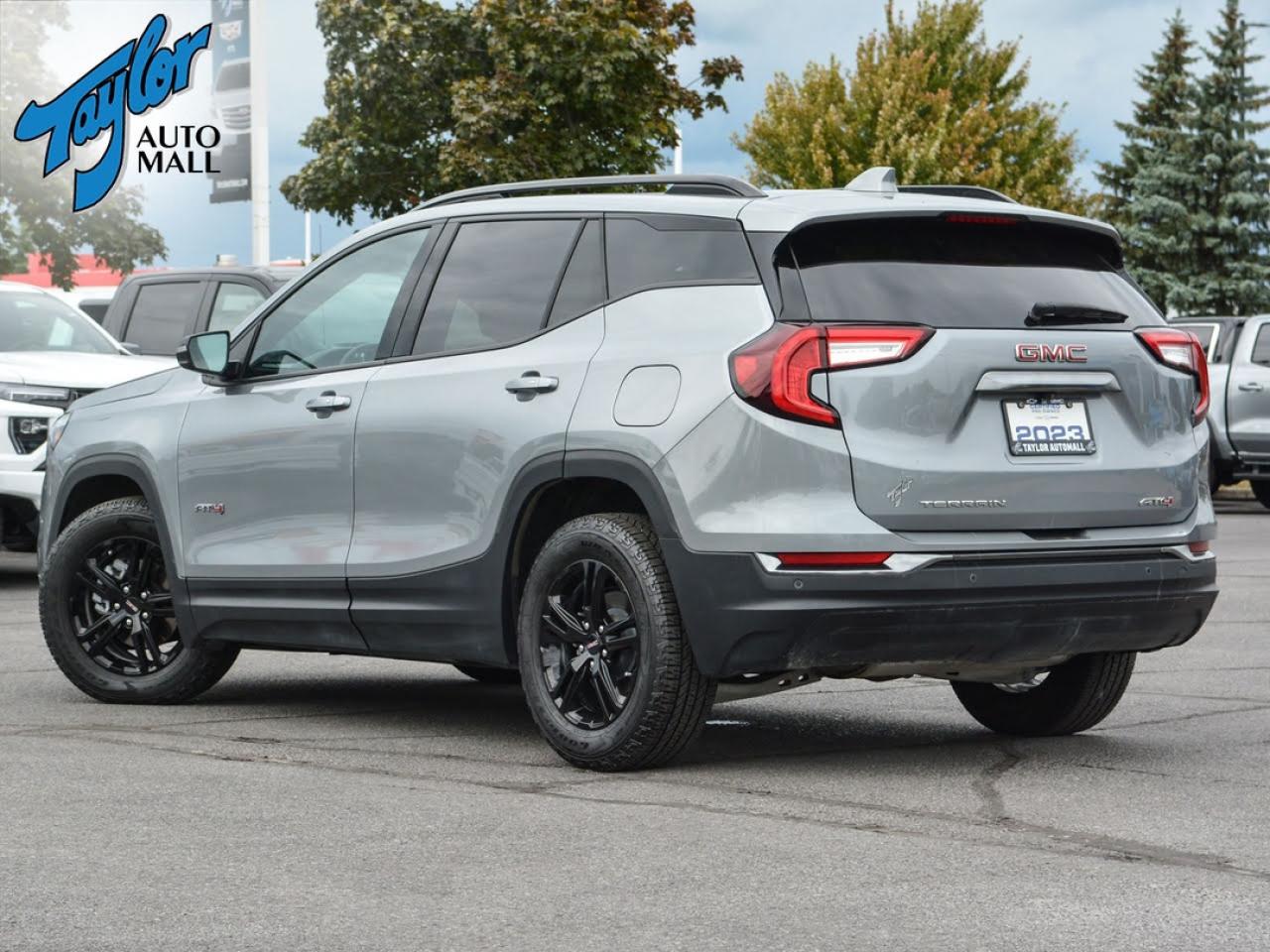 2023 GMC Terrain AT4 Photo3