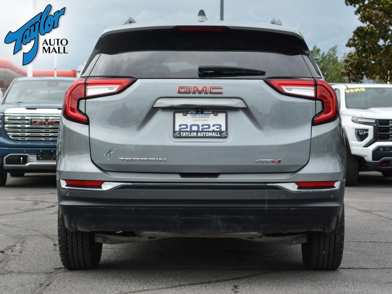 2023 GMC Terrain AT4 Photo