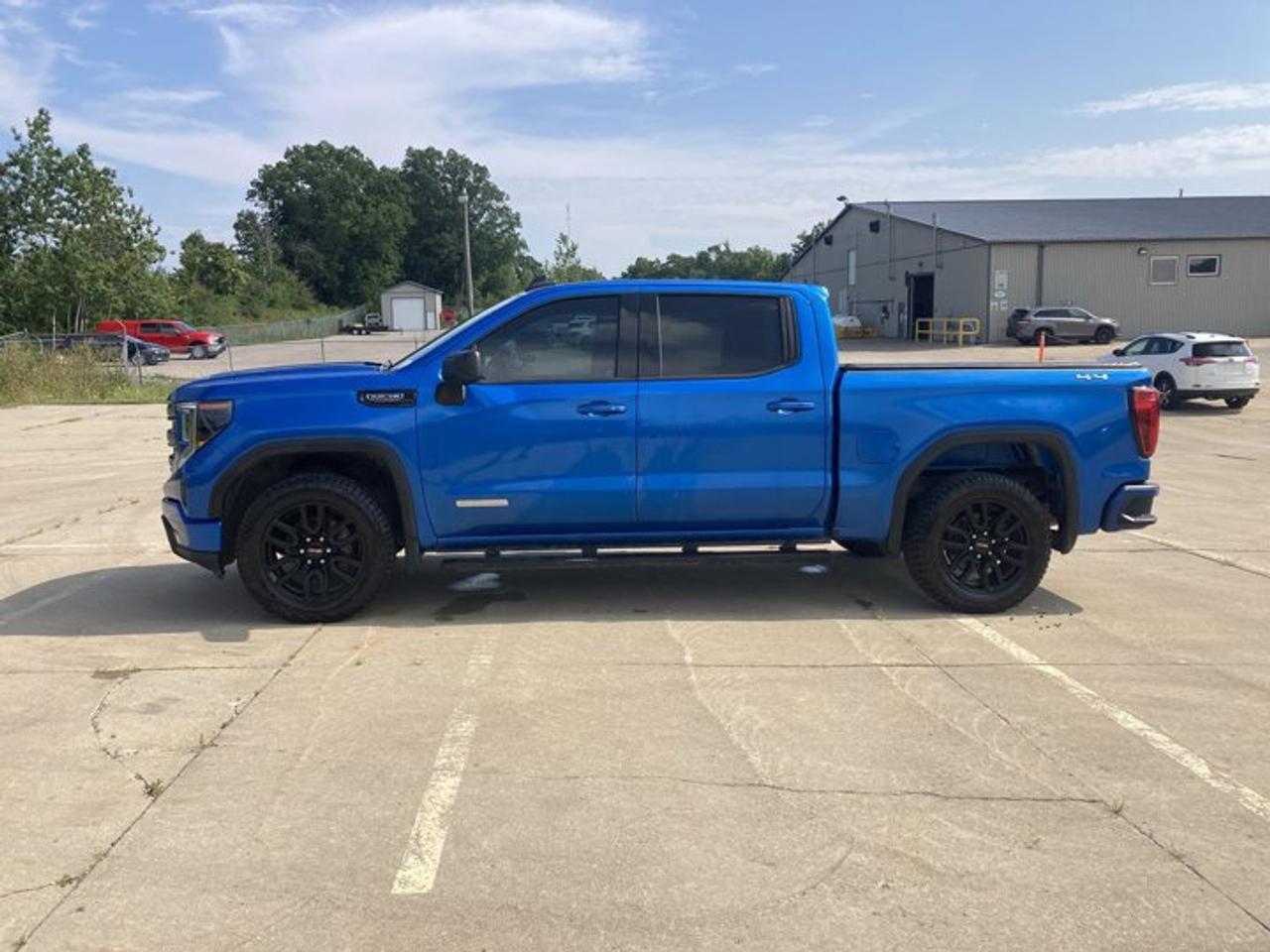 2022 GMC Sierra 1500 Elevation 4wd Crew Cab Short Box Photo