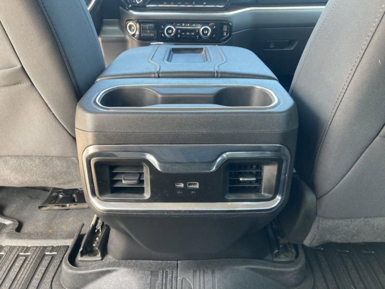 2022 GMC Sierra 1500 Elevation 4wd Crew Cab Short Box Photo