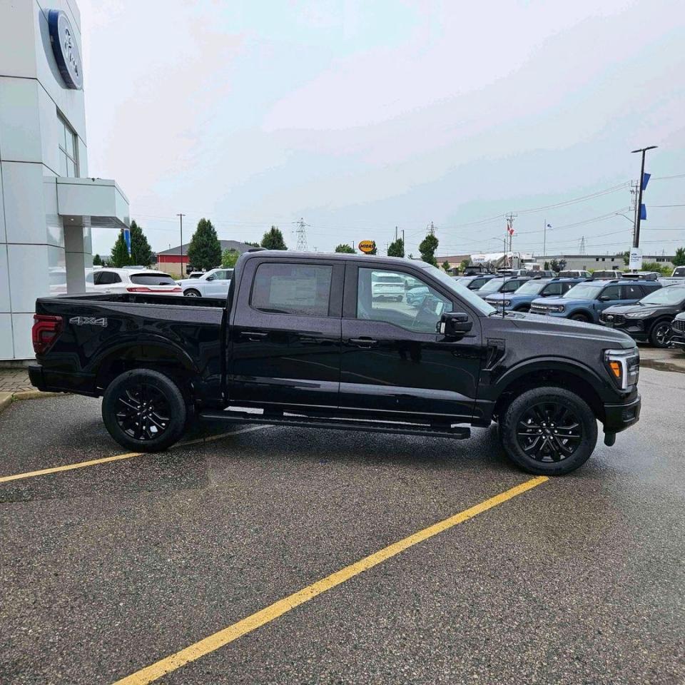 2025 Ford F-150 Lariat Photo