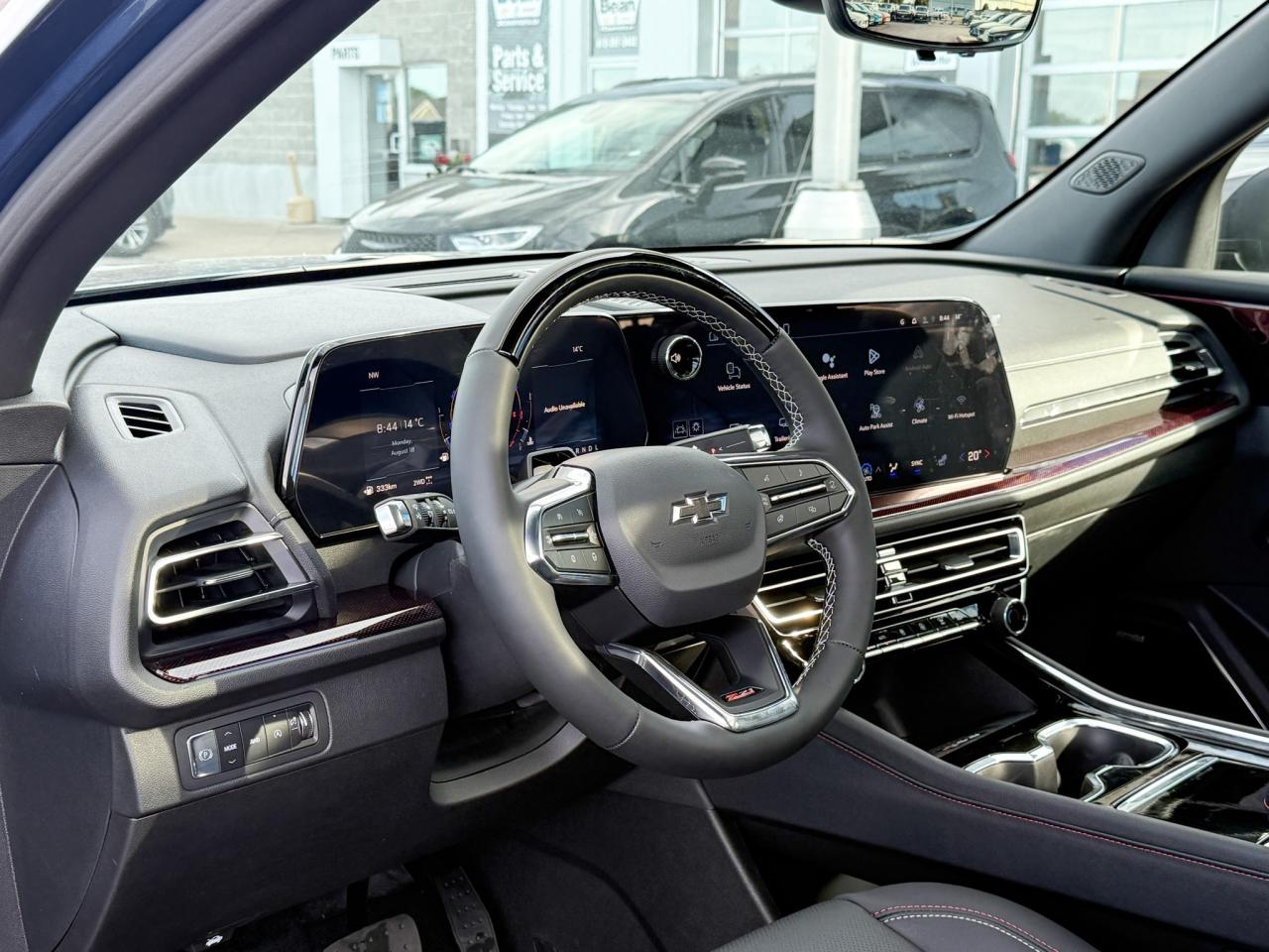 2026 Chevrolet Traverse Z71 2.5L 4 CYL WITH REMOTE START/ENTRY, SUNROOF, HEATED SEATS, HEATED STEERING WHEEL, POWER LIFTGATE, HD SURROUND VISION, APPLE CARPLAY AND ANDROID AUTO Photo