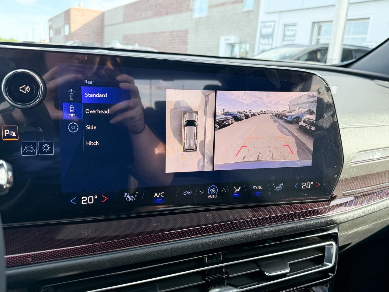 2026 Chevrolet Traverse Z71 2.5L 4 CYL WITH REMOTE START/ENTRY, SUNROOF, HEATED SEATS, HEATED STEERING WHEEL, POWER LIFTGATE, HD SURROUND VISION, APPLE CARPLAY AND ANDROID AUTO Photo