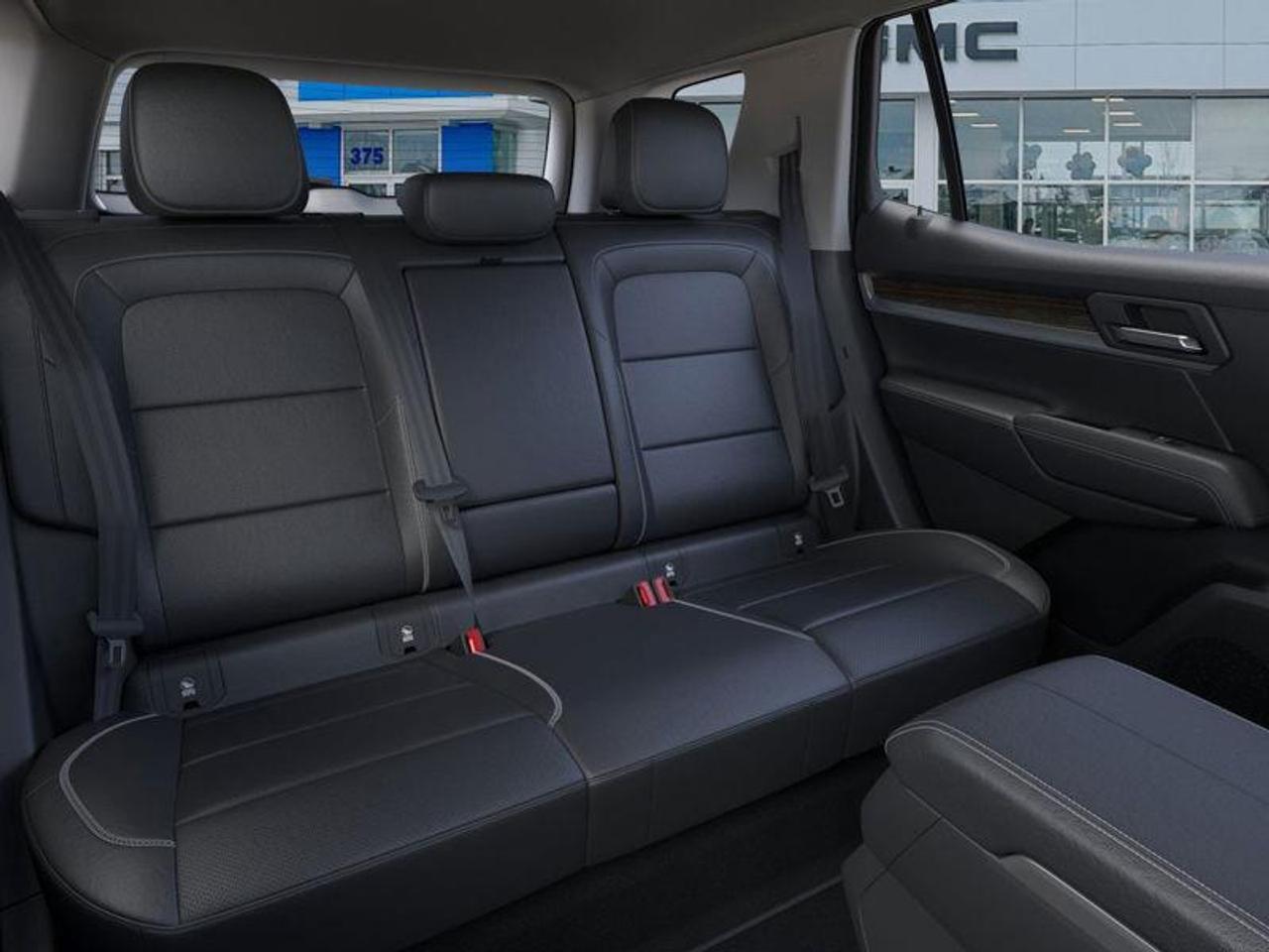 2026 GMC Terrain Denali 1.5L 4 CYL WITH REMOTE START/ENTRY, SUNROOF, HEATED/VENTILATED SEATS, HEATED STEERING WHEEL, ADAPTIVE CRUISE CONTROL, BOSE SOUND SYSTEM, APPLE CARPLAY AND ANDROID AUTO Photo
