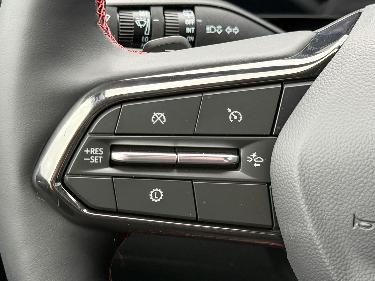 2026 Chevrolet Equinox RS 1.5L 4CYL WITH REMOTE START/ENTRY, HEATED SEATS, HEATED STEERING WHEEL, ADAPTIVE CRUISE CONTROL, HD SURROUND VISION, POWER LIFTGATE Photo