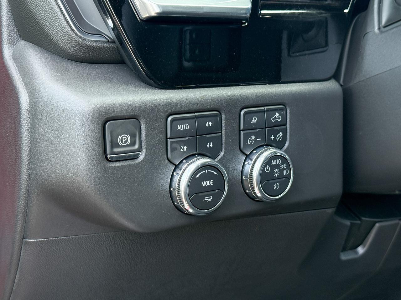 2026 GMC Sierra 1500 Elevation 5.3L V8 WITH REMOTE START/ENTRY, HEATED SEATS, HEATED STEERING WHEEL, CRUISE CONTROL, HD REAR VISION CAMERA, BOSE SOUND SYSTEM Photo
