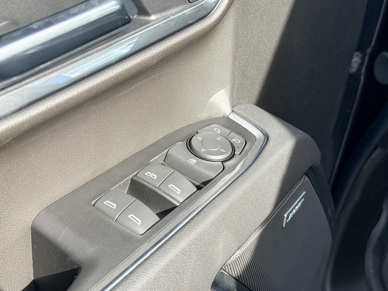 2026 GMC Sierra 1500 Elevation 5.3L V8 WITH REMOTE START/ENTRY, SUNROOF, HEATED SEATS, HEATED STEERING WHEEL, CRUISE CONTROL, HD REAR VISION CAMERA, BOSE SOUND SYSTEM Photo