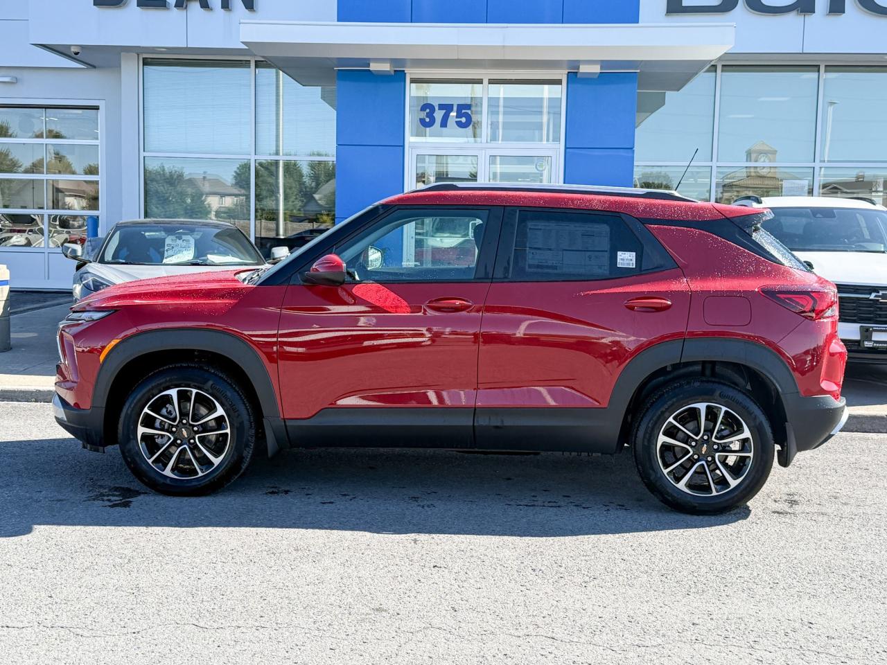2026 Chevrolet TrailBlazer 1.3L TURBO ENGINE WITH REMOTE START/ENTRY, HEATED FRONT SEATS, HEATED STEERING WHEEL, REAR VIEW CAMERA, APPLE CARPLAY AND ANDROID AUTO Photo