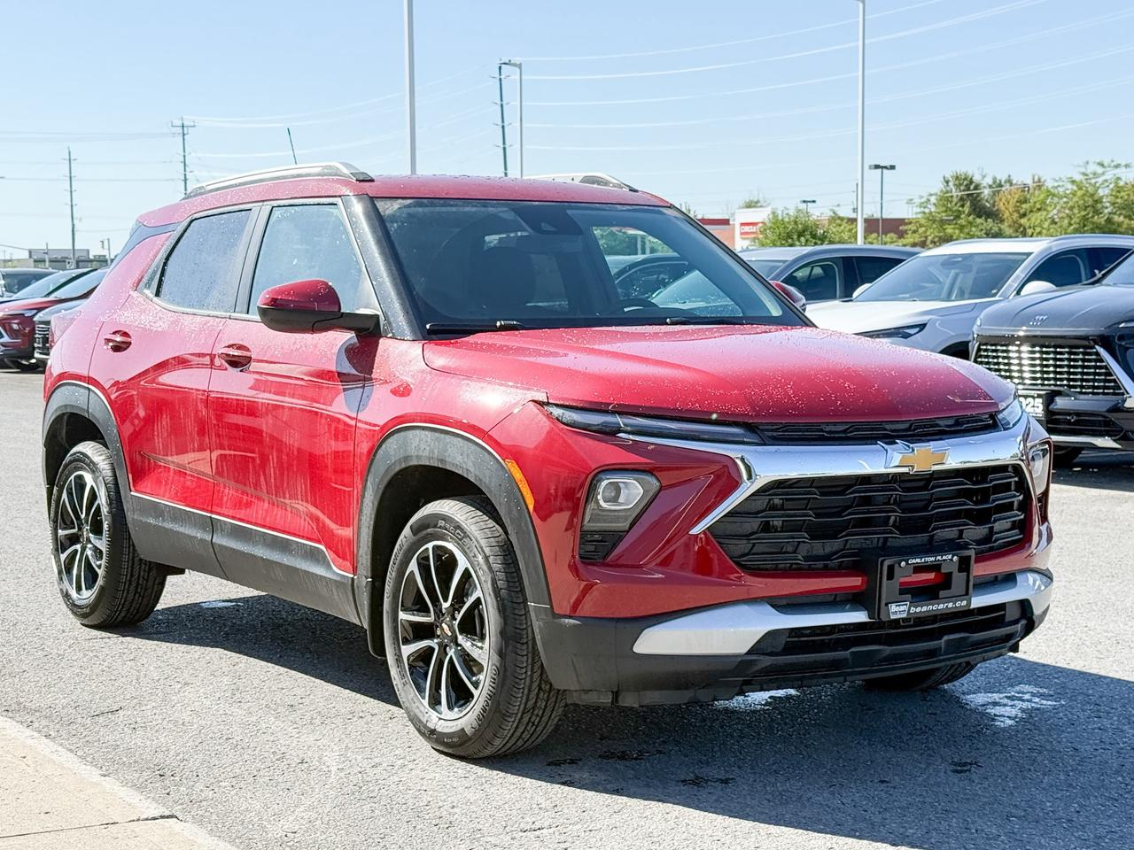 2026 Chevrolet TrailBlazer 1.3L TURBO ENGINE WITH REMOTE START/ENTRY, HEATED FRONT SEATS, HEATED STEERING WHEEL, REAR VIEW CAMERA, APPLE CARPLAY AND ANDROID AUTO Photo