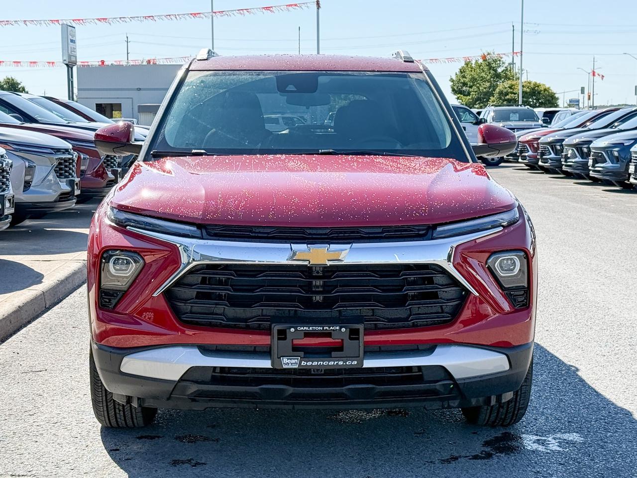 2026 Chevrolet TrailBlazer 1.3L TURBO ENGINE WITH REMOTE START/ENTRY, HEATED FRONT SEATS, HEATED STEERING WHEEL, REAR VIEW CAMERA, APPLE CARPLAY AND ANDROID AUTO Photo