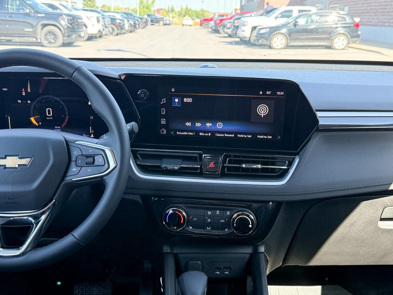 2026 Chevrolet TrailBlazer 1.3L TURBO ENGINE WITH REMOTE START/ENTRY, HEATED FRONT SEATS, HEATED STEERING WHEEL, REAR VIEW CAMERA, APPLE CARPLAY AND ANDROID AUTO Photo