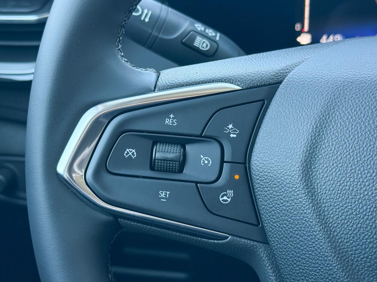 2026 Chevrolet TrailBlazer 1.3L TURBO ENGINE WITH REMOTE START/ENTRY, HEATED FRONT SEATS, HEATED STEERING WHEEL, REAR VIEW CAMERA, APPLE CARPLAY AND ANDROID AUTO Photo