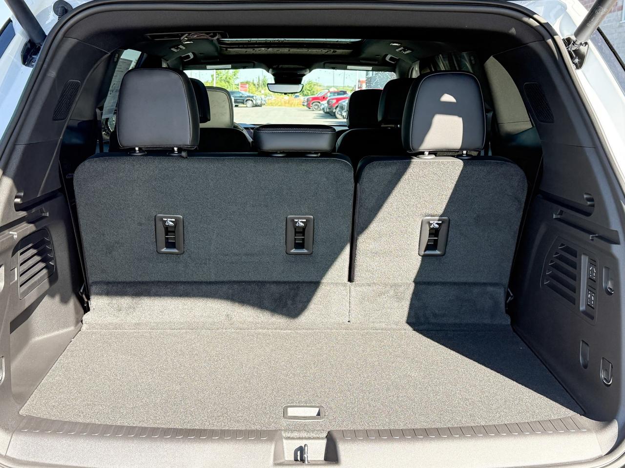2026 Buick Enclave Sport Touring 2.5L 4 CYL WITH REMOTE START/ENTRY, SUNROOF, HEATED SEATS, HEATED STEERING WHEEL, POWER LIFTGATE, BOSE SOUND SYSTEM Photo