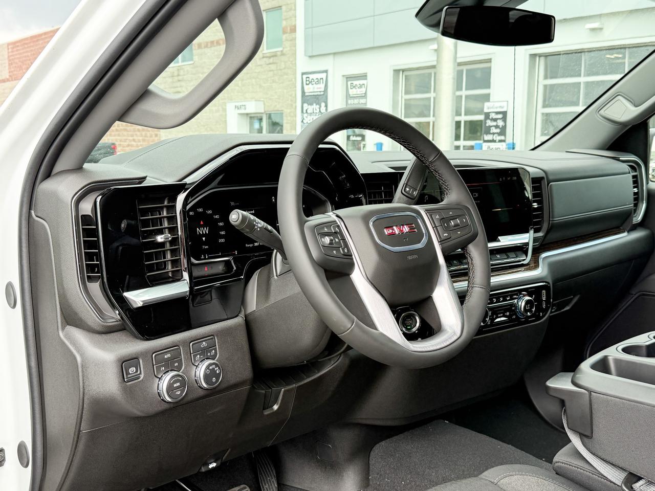 2026 GMC Sierra 1500 SLE 2.7L 4CYL WITH REMOTE START/ENTRY, HEATED SEATS, HEATED STEERING WHEEL, CRUISE CONTROL, HD REAR VISION CAMERA, APPLE CARPLAY AND ANDROID AUTO Photo