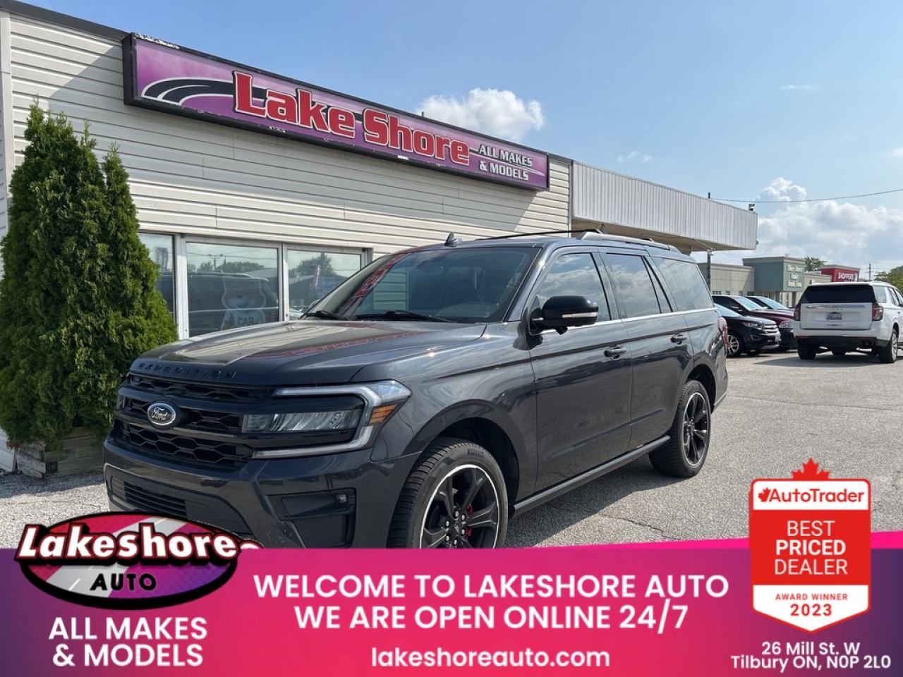 Used 2022 Ford Expedition Limited for sale in Tilbury, ON