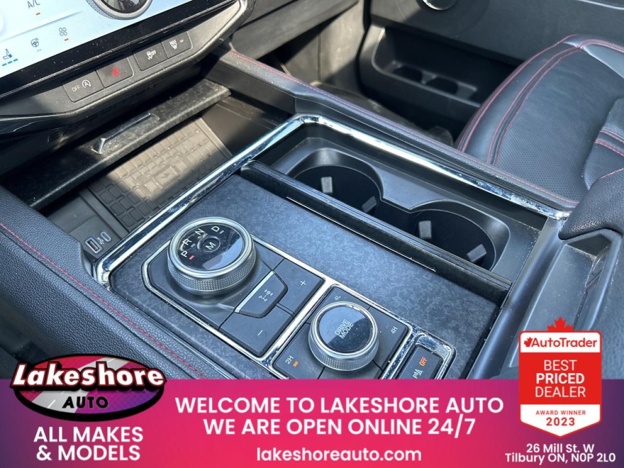 2022 Ford Expedition Limited  Photo