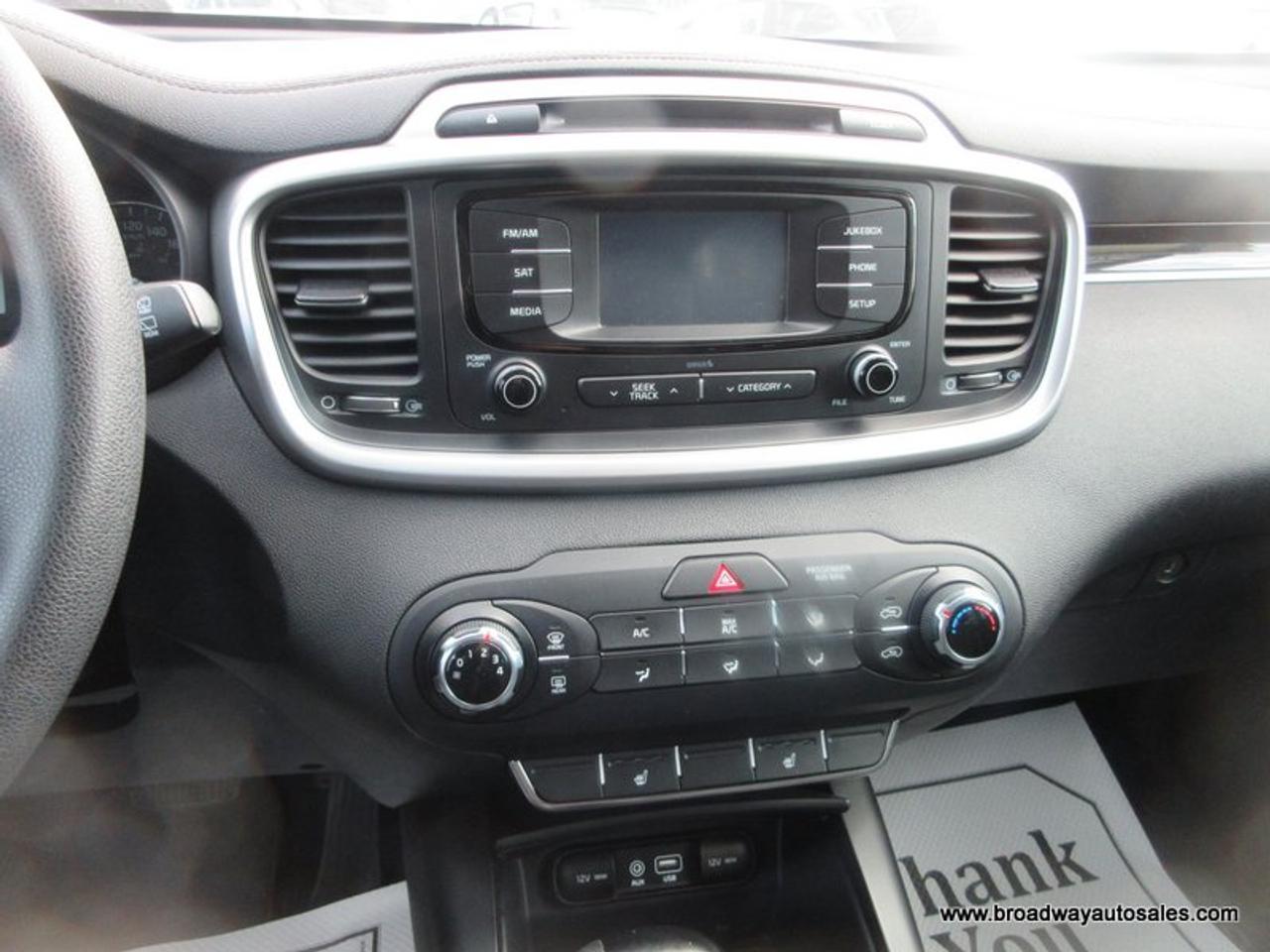 2018 Kia Sorento FUEL EFFICIENT GDI-LX-EDITION 5 PASSENGER 2.4L - DOHC.. HEATED SEATS.. TOUCH SCREEN DISPLAY.. BACK-UP CAMERA.. BLUETOOTH SYSTEM.. KEYLESS ENTRY.. Photo