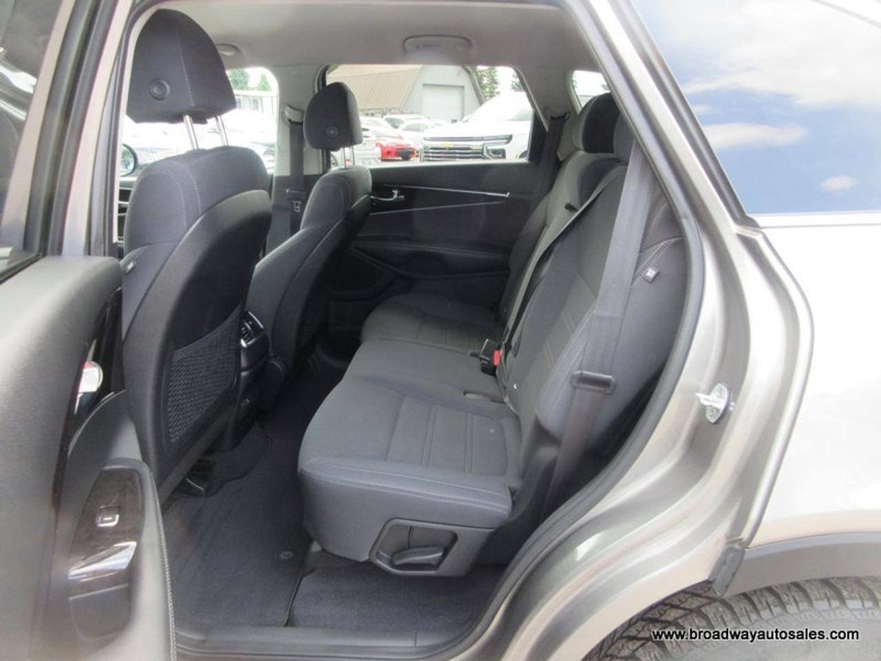 2018 Kia Sorento FUEL EFFICIENT GDI-LX-EDITION 5 PASSENGER 2.4L - DOHC.. HEATED SEATS.. TOUCH SCREEN DISPLAY.. BACK-UP CAMERA.. BLUETOOTH SYSTEM.. KEYLESS ENTRY.. Photo