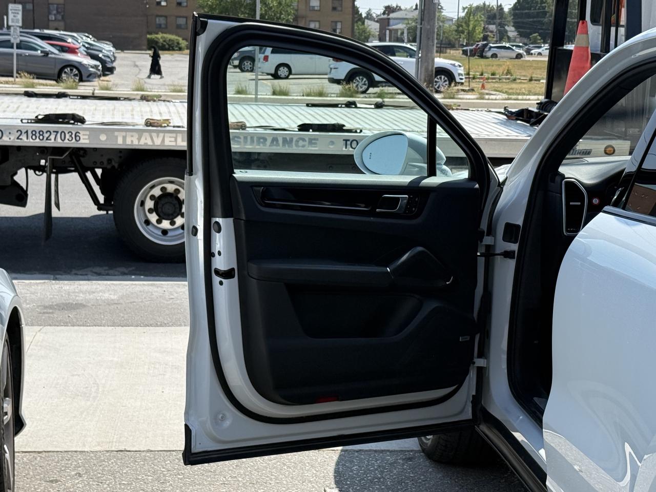 2019 Porsche Cayenne PREMIUM | PANO | LOADED Photo