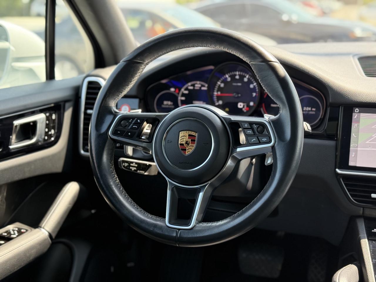 2019 Porsche Cayenne PREMIUM | PANO | LOADED Photo
