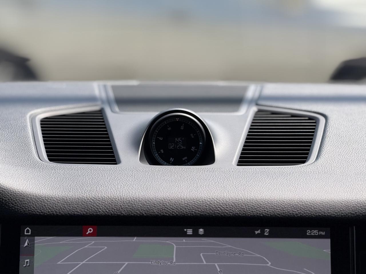 2019 Porsche Cayenne PREMIUM | PANO | LOADED Photo