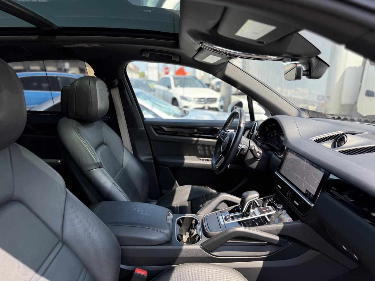 2019 Porsche Cayenne PREMIUM | PANO | LOADED Photo